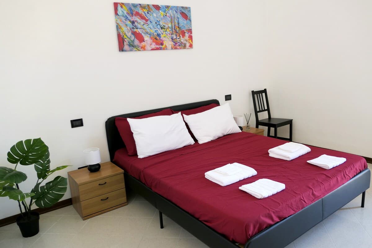 Home Life Essence - Image 6